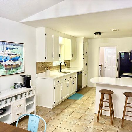 New! Close To Beach, Cozy, New Beds & Family Friendly Navarre Exterior photo