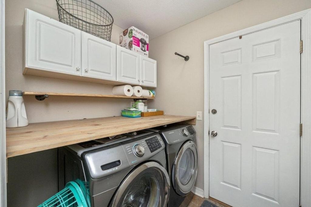New! Close To Beach, Cozy, New Beds & Family Friendly Navarre Exterior photo