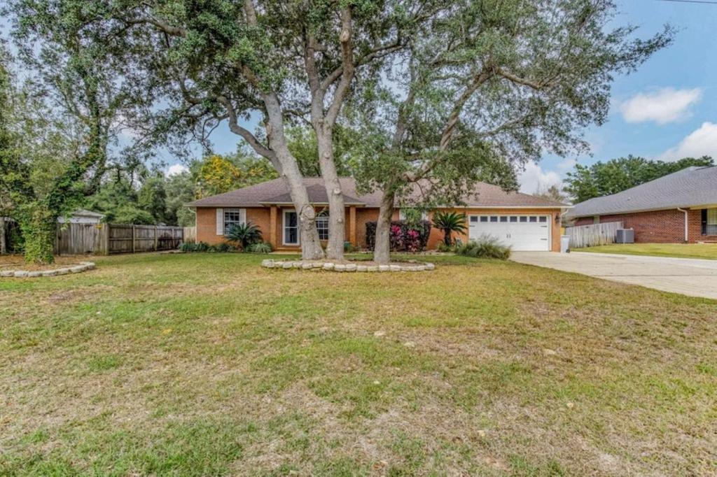 New! Close To Beach, Cozy, New Beds & Family Friendly Navarre Exterior photo